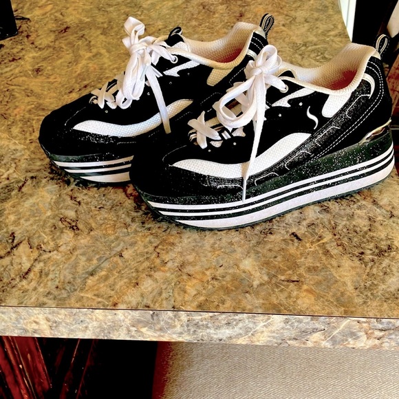 Skechers platform sneakers - Picture 2 of 8